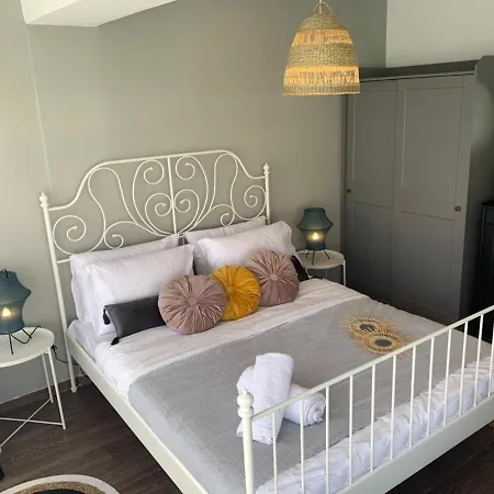 Hera Center One Bedroom *